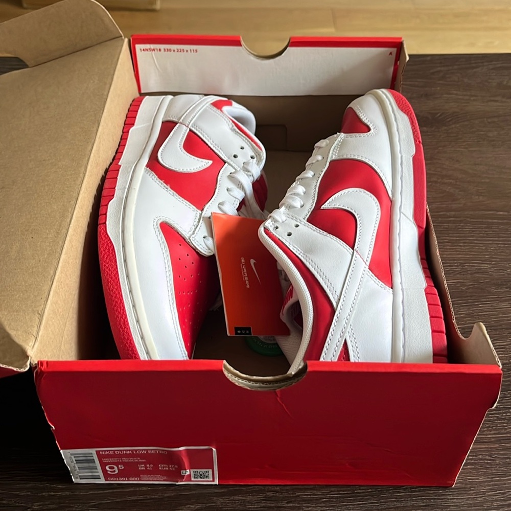 Nike Dunk Low — University Red / White